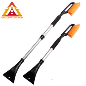2019 Fashionable telescopic plastic snow shovel, snow removal With hand
