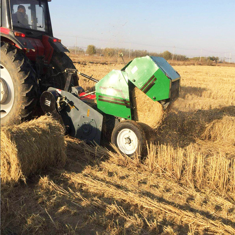 Agricultural self-propelled hay baler3.jpg